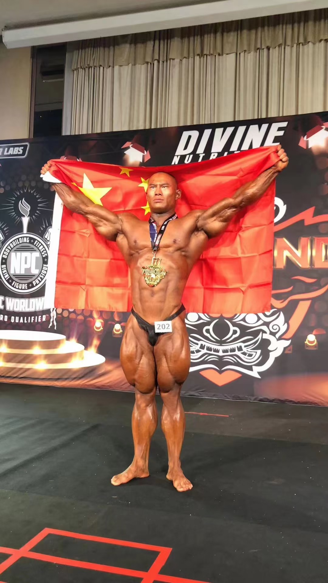 创造历史!平云龙泰国职业赛夺冠,直通奥赛